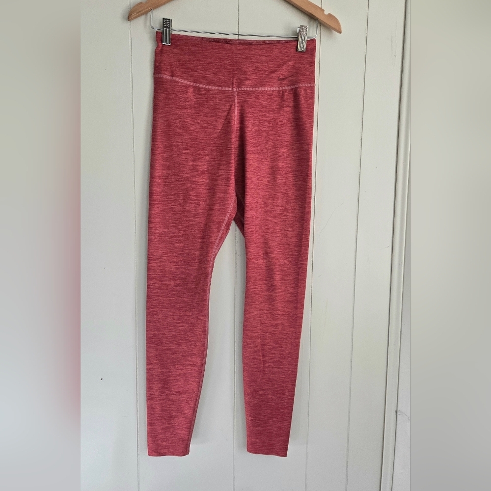 Nike Dri-Fit Women's High-Waisted -Size M